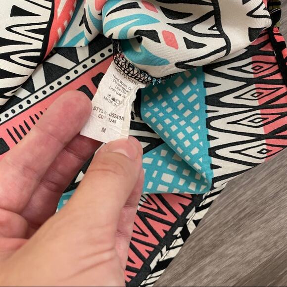 Candy Rose Tribal Print 3/4 Sleeve Tunic M - Picture 6 of 9